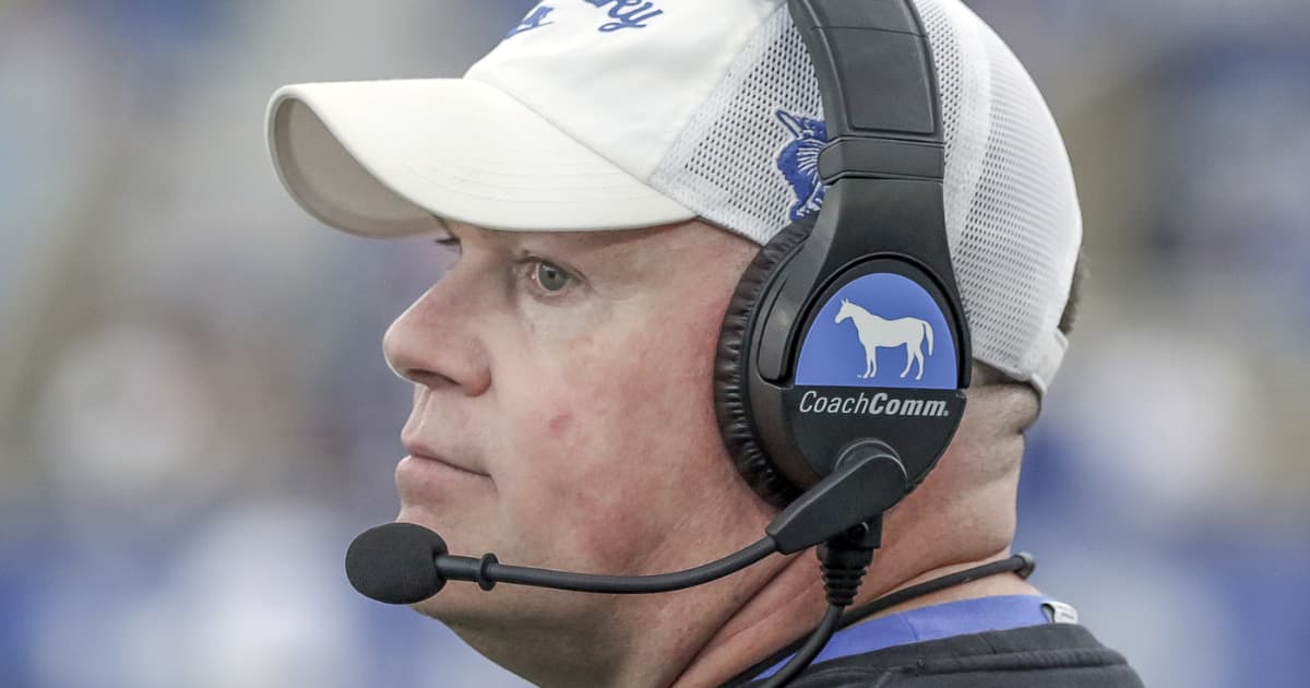 A Defining Game for Jay Bateman as Kentucky Seeks Balance in Scheme